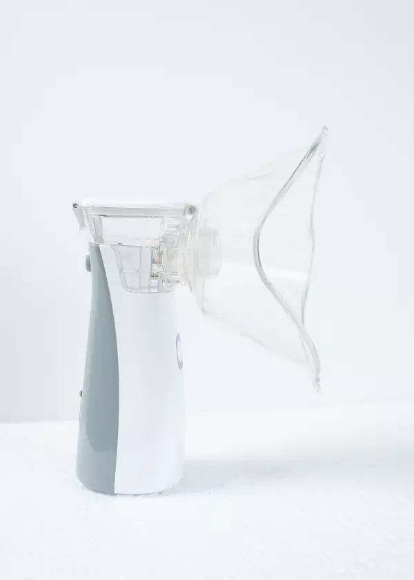 portable ultrasonic and mesh nebulizer for respiratory care