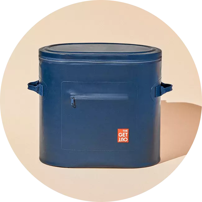 insulated cooler bags for family beach and picnic trips