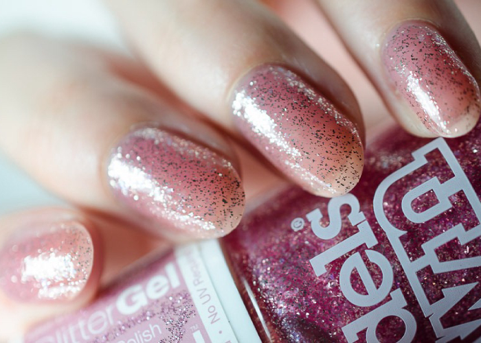 Models Own Nail Polish GlitterGel - Crystal Pink!