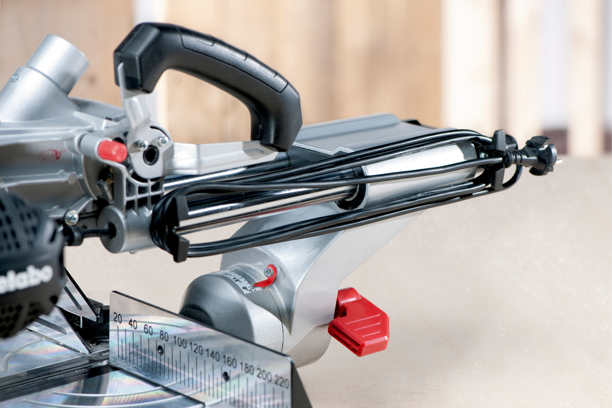 Metabo Mitre Saw 1450 W, 4500 rpm, Cut Speed 60 m/s 10"