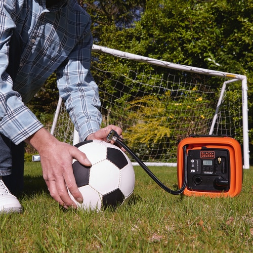 Black+Decker Multi-Purpose Air Compressor 11.0 Bar 160PSI 12V Connection