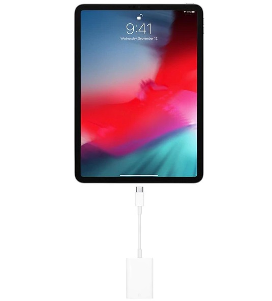 Apple USB-C to SD Card Reader - White
