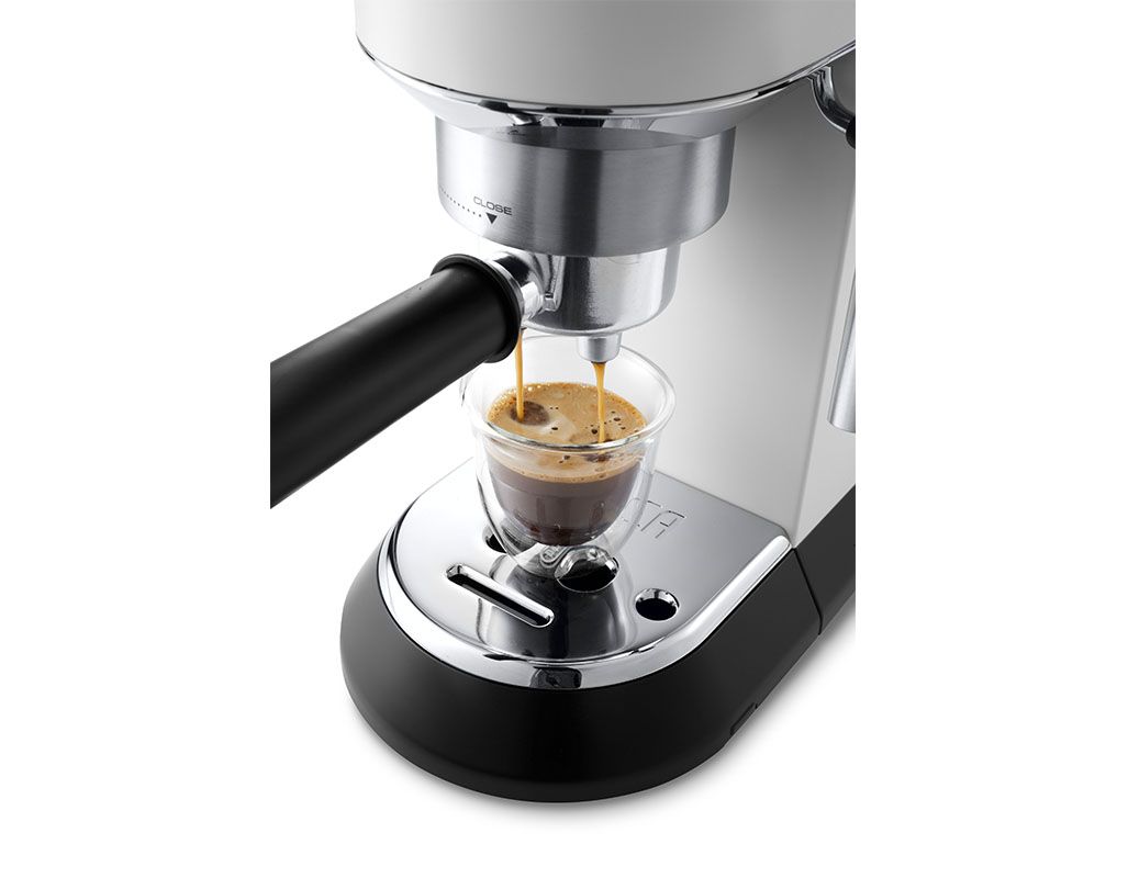 De'Longhi EC685.W Dedica Style Pump Espresso, Metal, 1350 W, 1 Litre, White