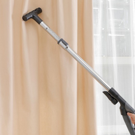 Panasonic 2200 W Bagless Cyclone Vaccum Cleaner 2.2 L