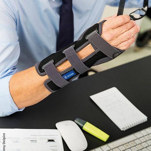 Thuasne Wrist Support Ligaflex Manu Black Right