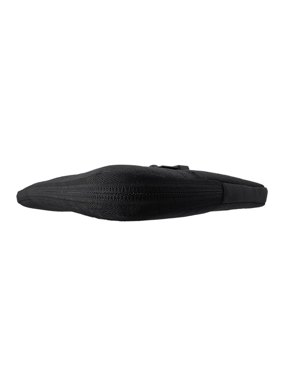 Itskins Performance Sleeve 360 For Apple Macbook Pro 16" - Black