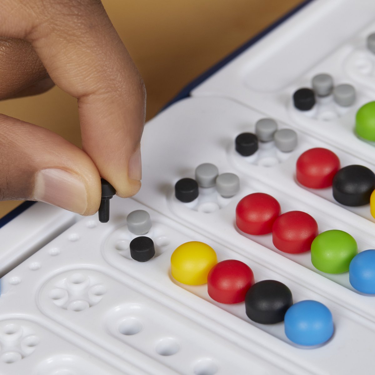 Hasbro Mastermind Refresh - Board Game