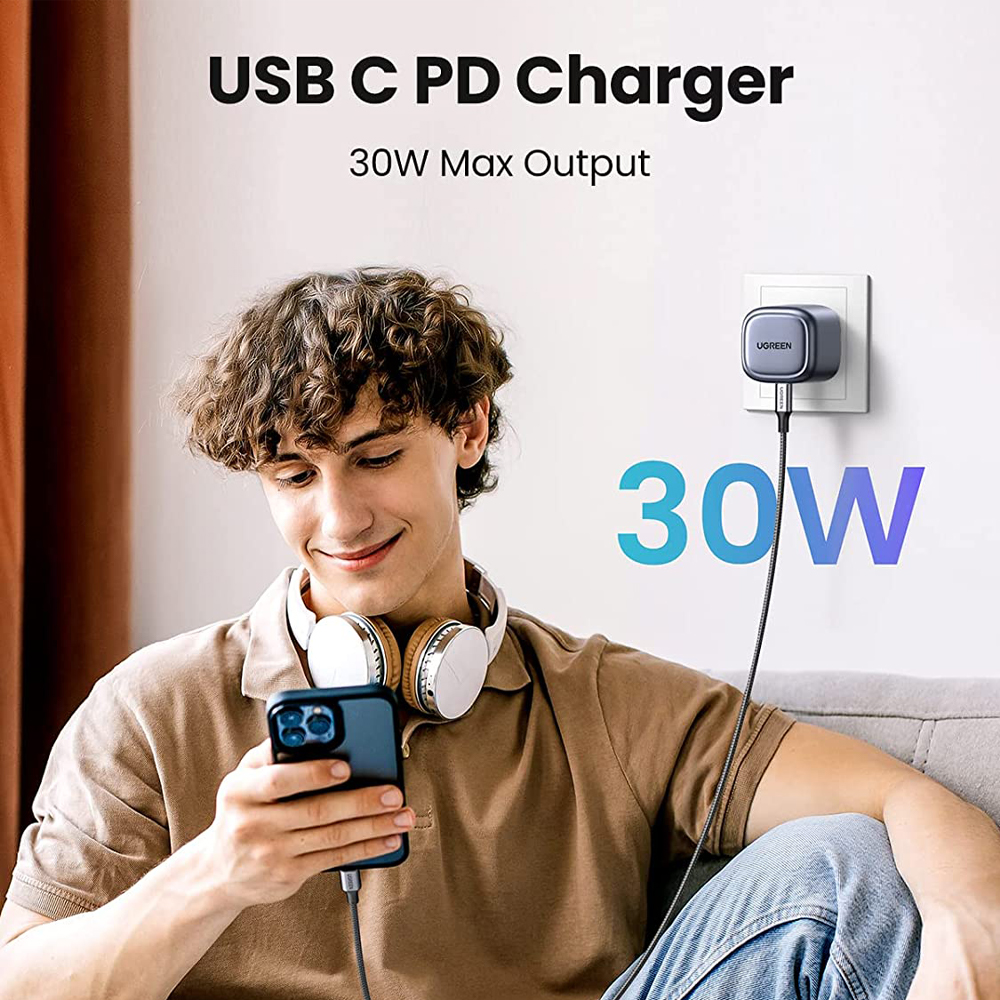 UGREEN 90878 Nexode 30W USB-C PD GaN Fast Charger UK -folding foot (Black) CD305