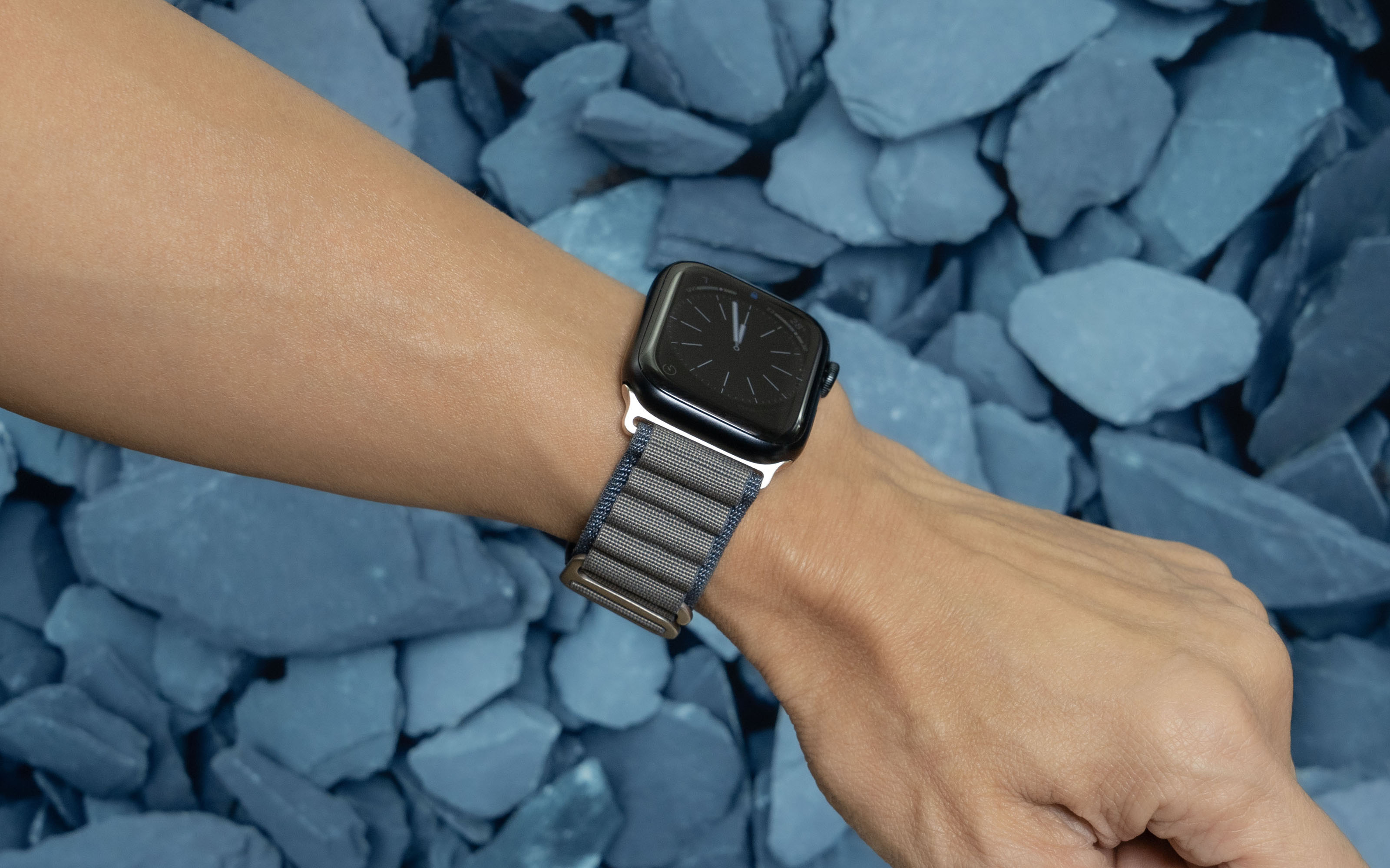 Torrii Solar Band For Apple Watch 42mm/44mm/45mm/ULTRA(49mm) – Slate