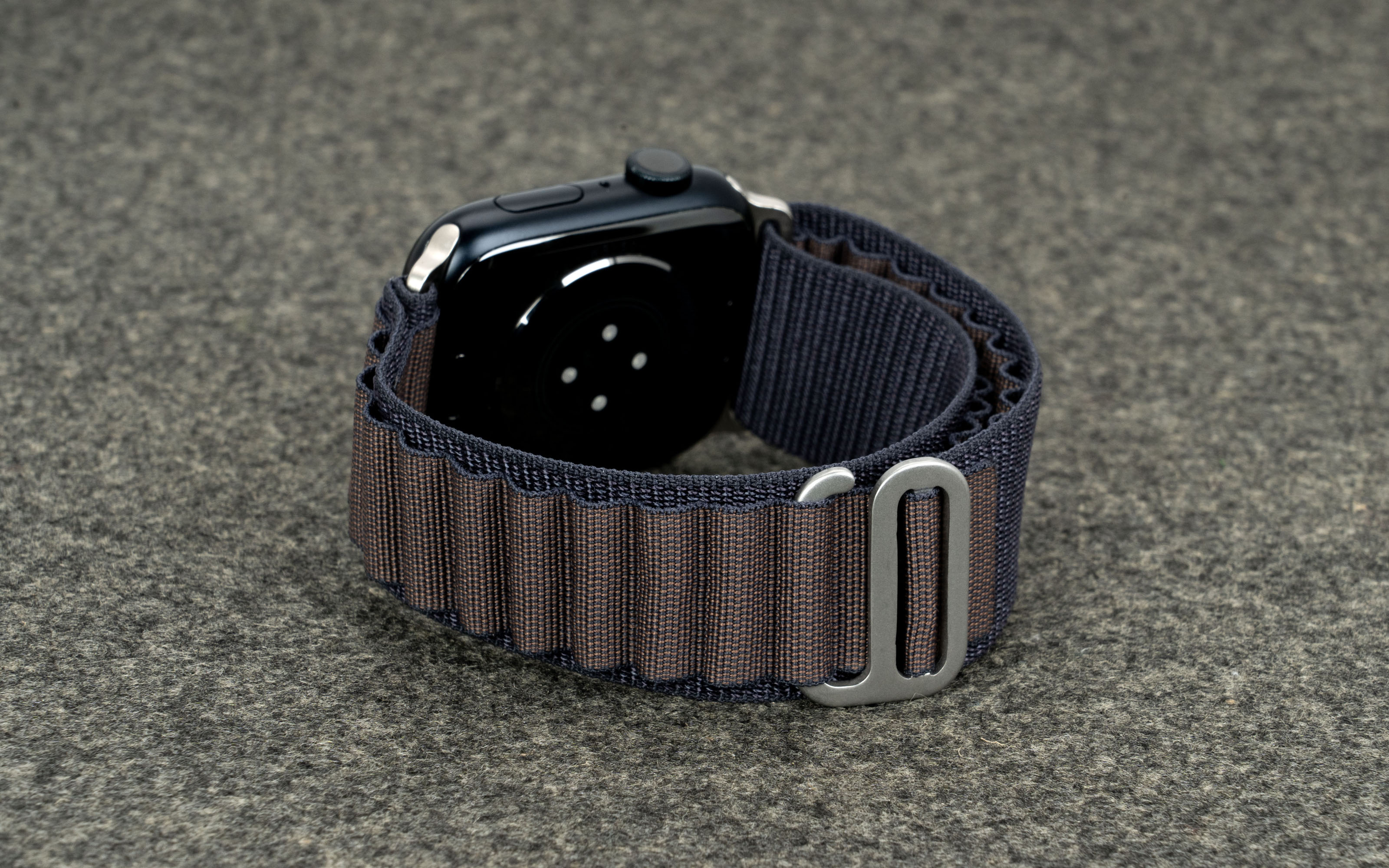 Torrii Solar Band For Apple Watch 42mm/44mm/45mm/ULTRA(49mm) – Fig