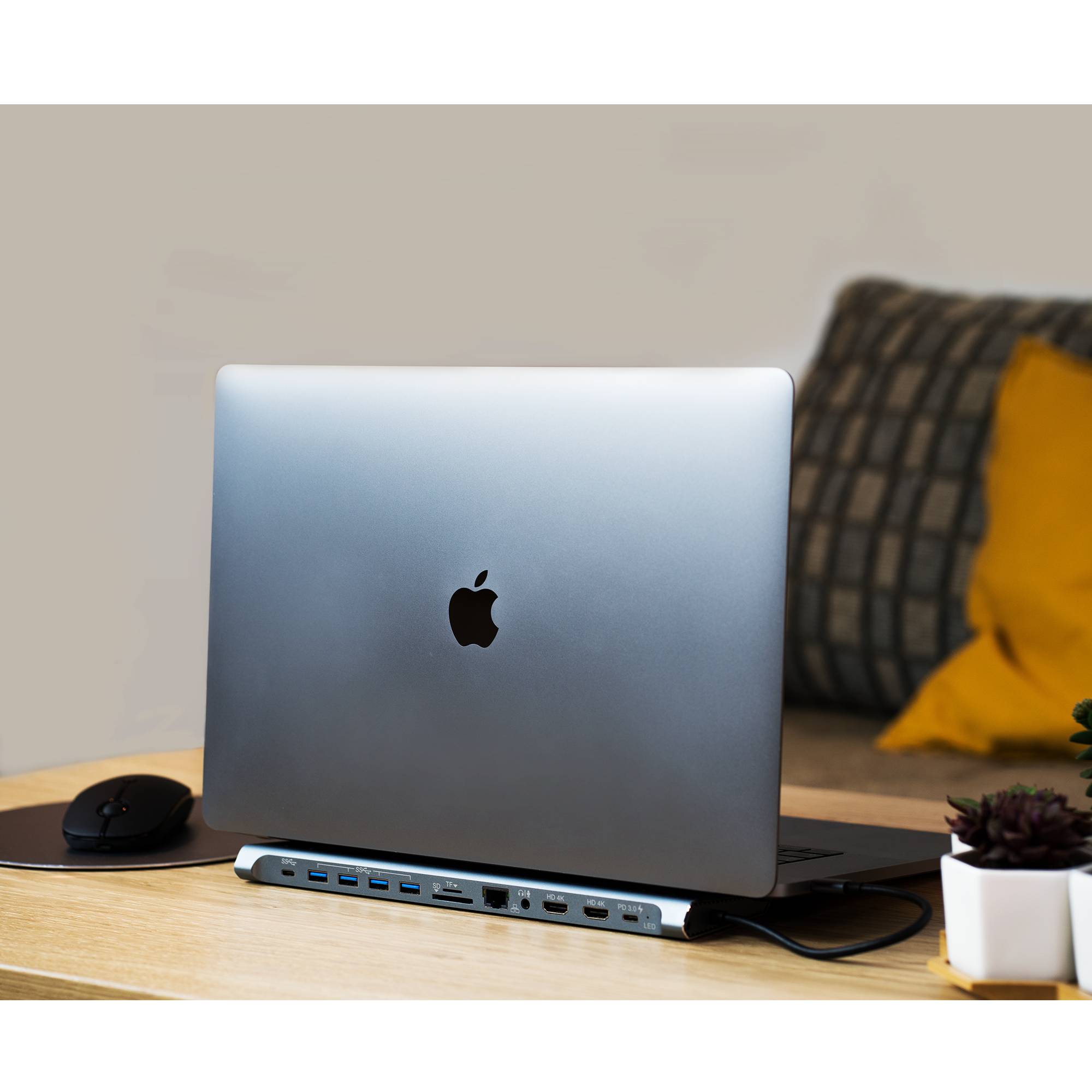 Xtrememac Type-C 12 In 1 Docking Hub Station - Ethernet, 2* HDMI 4K, SD, MSD Cards, USB-C PD 100W, USB-C, 4* USB 3.0, Audio In/Out