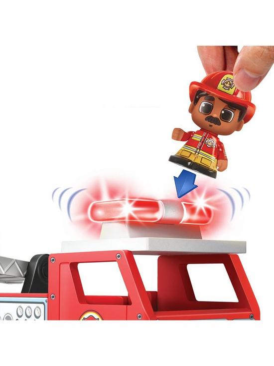 MOOSE ENTERPRISES Tile Town Fire Truck Lights and Sounds Tile Set