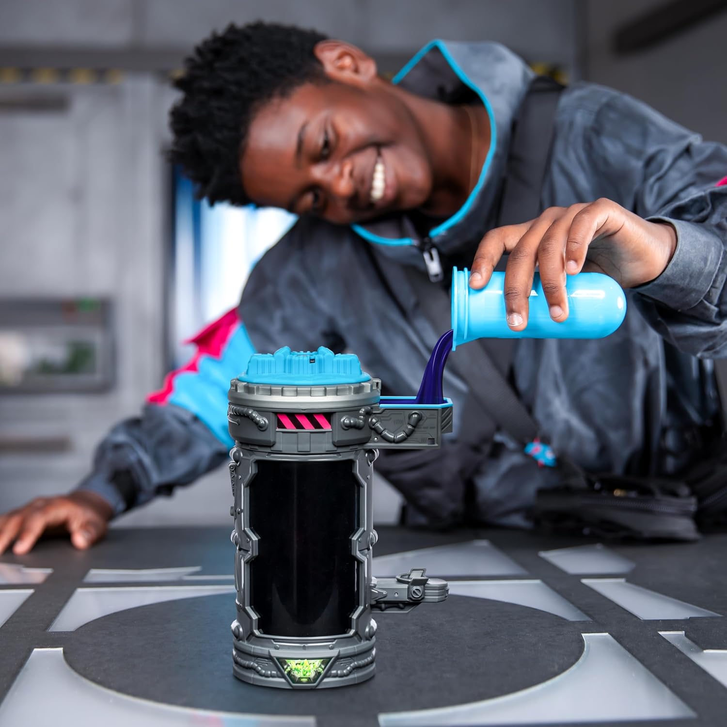 MrBeast Lab Mutators W1 Beast Mutation Chamber Iconic Panther