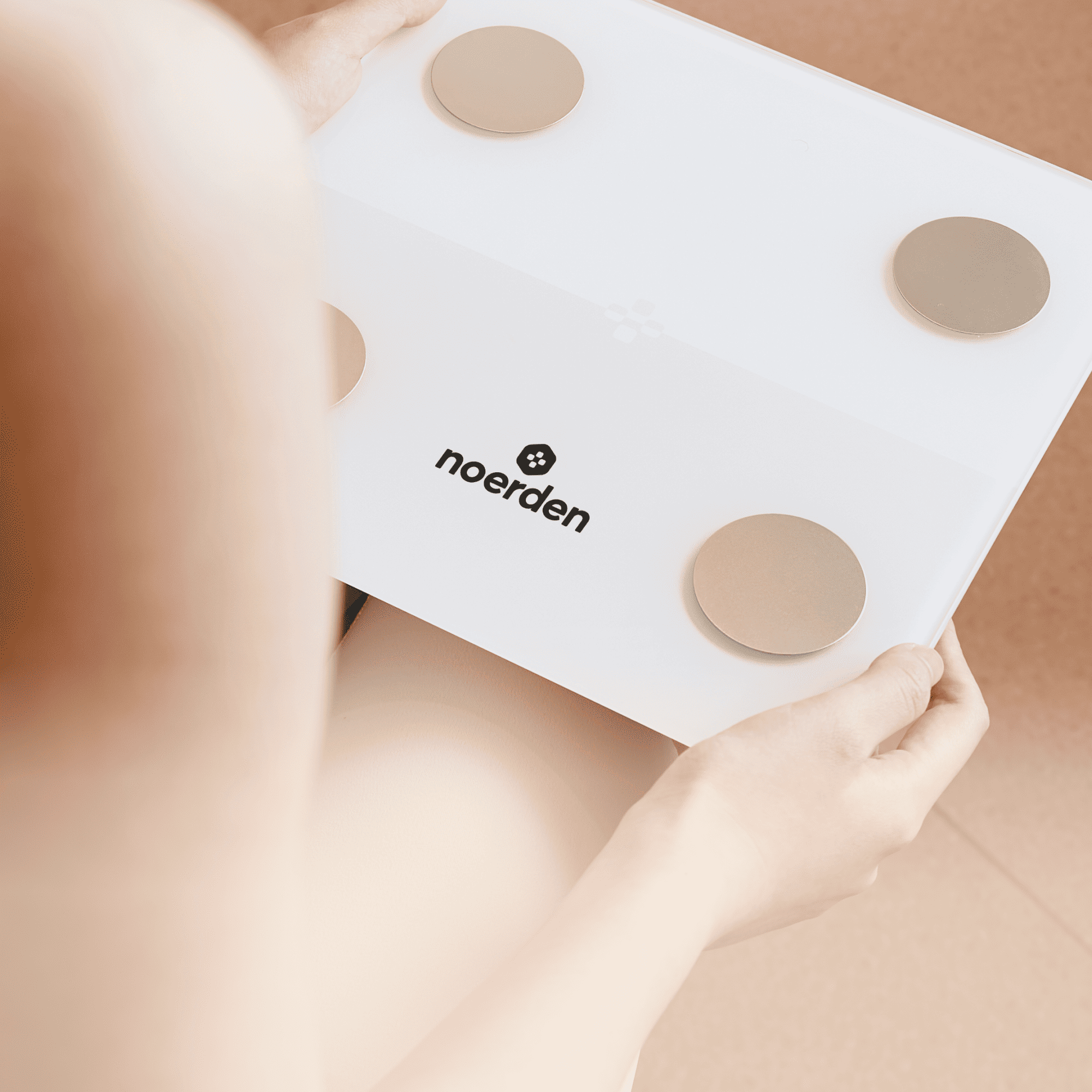 Noerden Minimi + Smart Scale - White