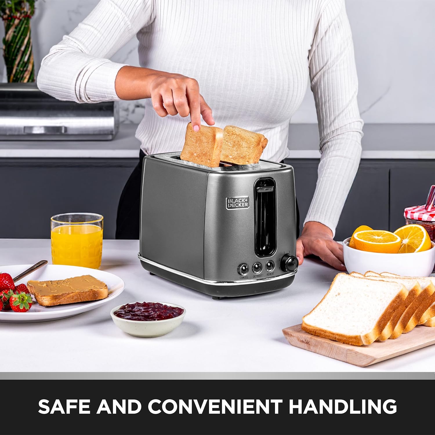 Black & Decker Premium 2 Slice Stainless Steel Toaster, Removable Crumb Tray, Black  - 1050W