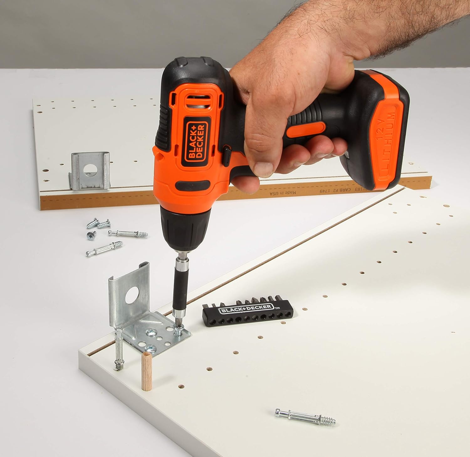 Black + Decker  12V Cordless Drill Driver With 13 Pieces Bits In Kitbox