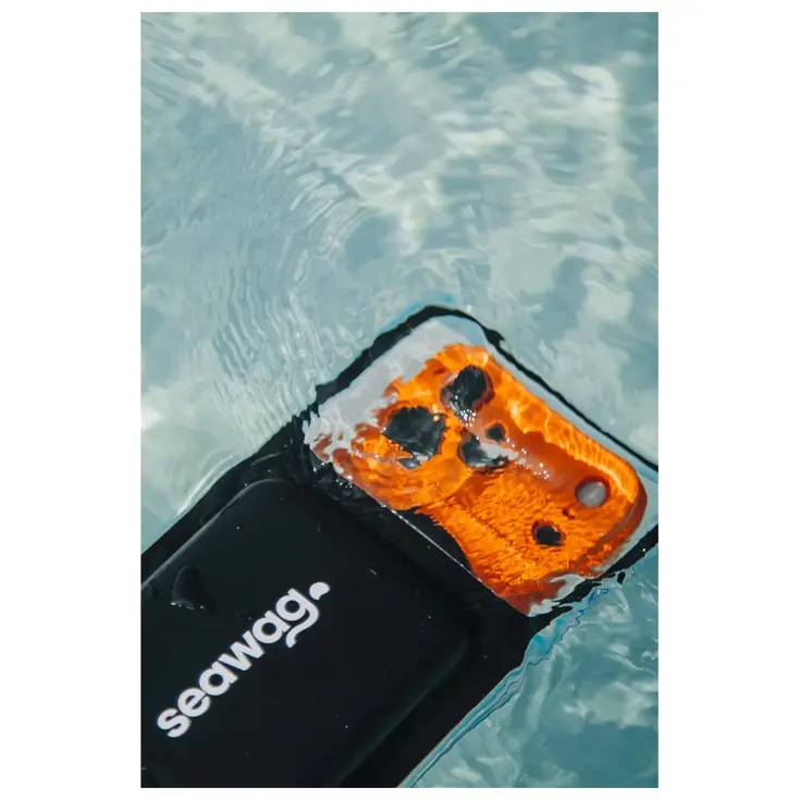 Seawag Smartphone Waterproof Case 6.9" With Floating Foam - Black